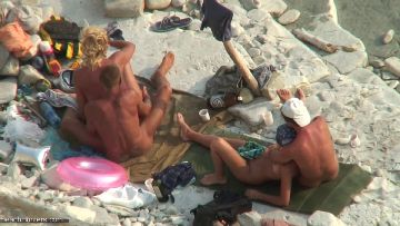 Beach sex 222