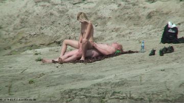 Beach sex 89