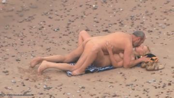 Beach Voyeur 13