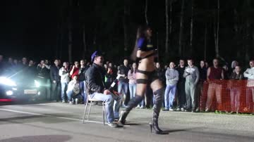 Car show striptease girl 02