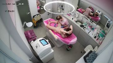 Hidden cam caught all of her hair removal treatment 75