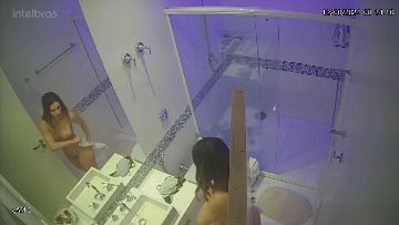 Hidden camera caught her dress and undress before shower 336