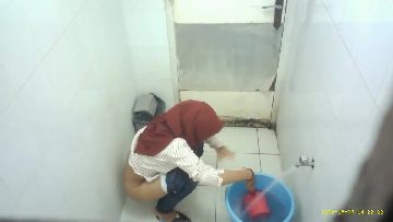 Hijab Girls Piss