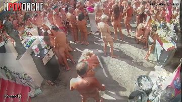 Sex in swingers club 120