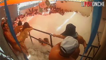 Sex in swingers club 123