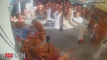 Sex in swingers club 124
