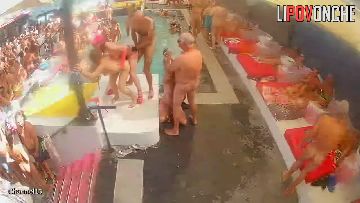 Sex in swingers club 128