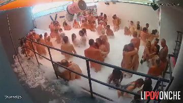 Sex in swingers club 149