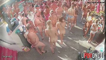 Sex in swingers club 151