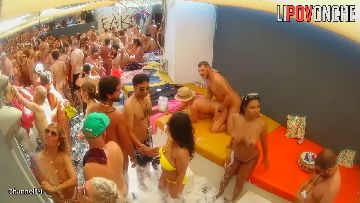 Sex in swingers club 47