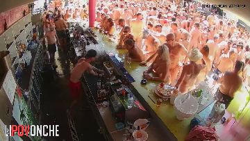 Sex in swingers club 85