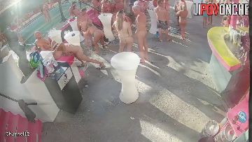 Sex in swingers club 88