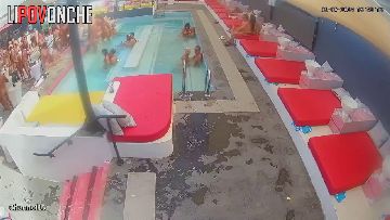 Sex in swingers club 92